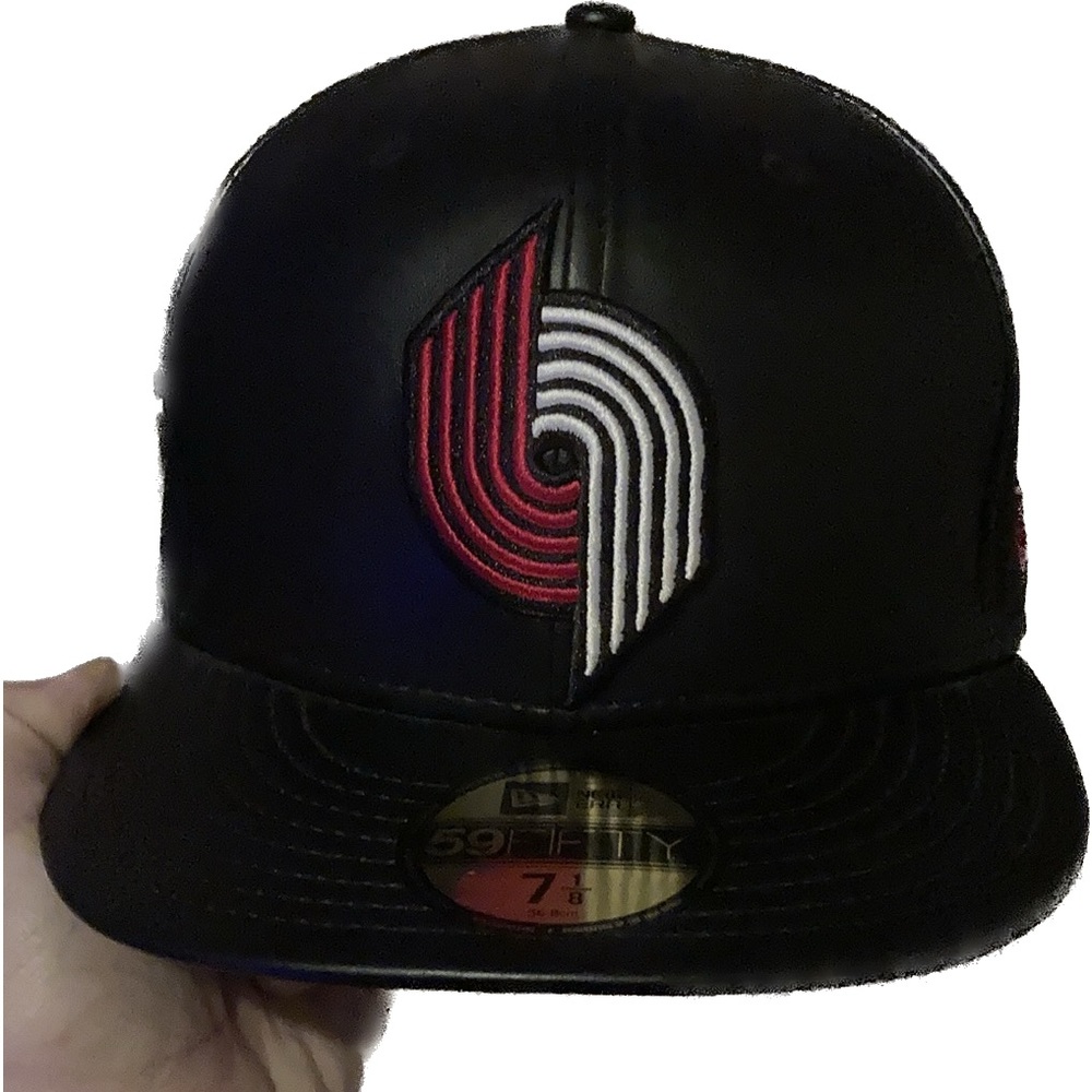 Leather fitted Portland Trail Blazers hat